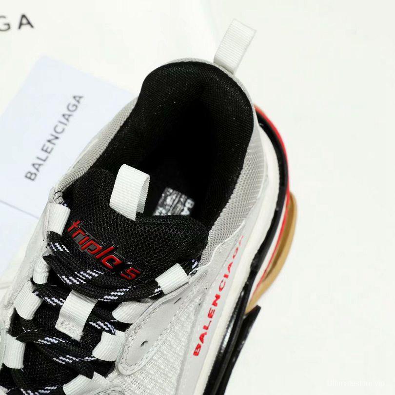 Men/Women Balenciaga Triple-S Sneaker Multi-Color Grey/Black Item 6380340