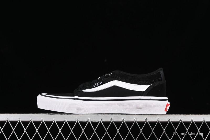 Vans Chukka Classic Lace-Up Sneakers with Cushioned Insole and Durable Canvas - VN0A5KQZBA2