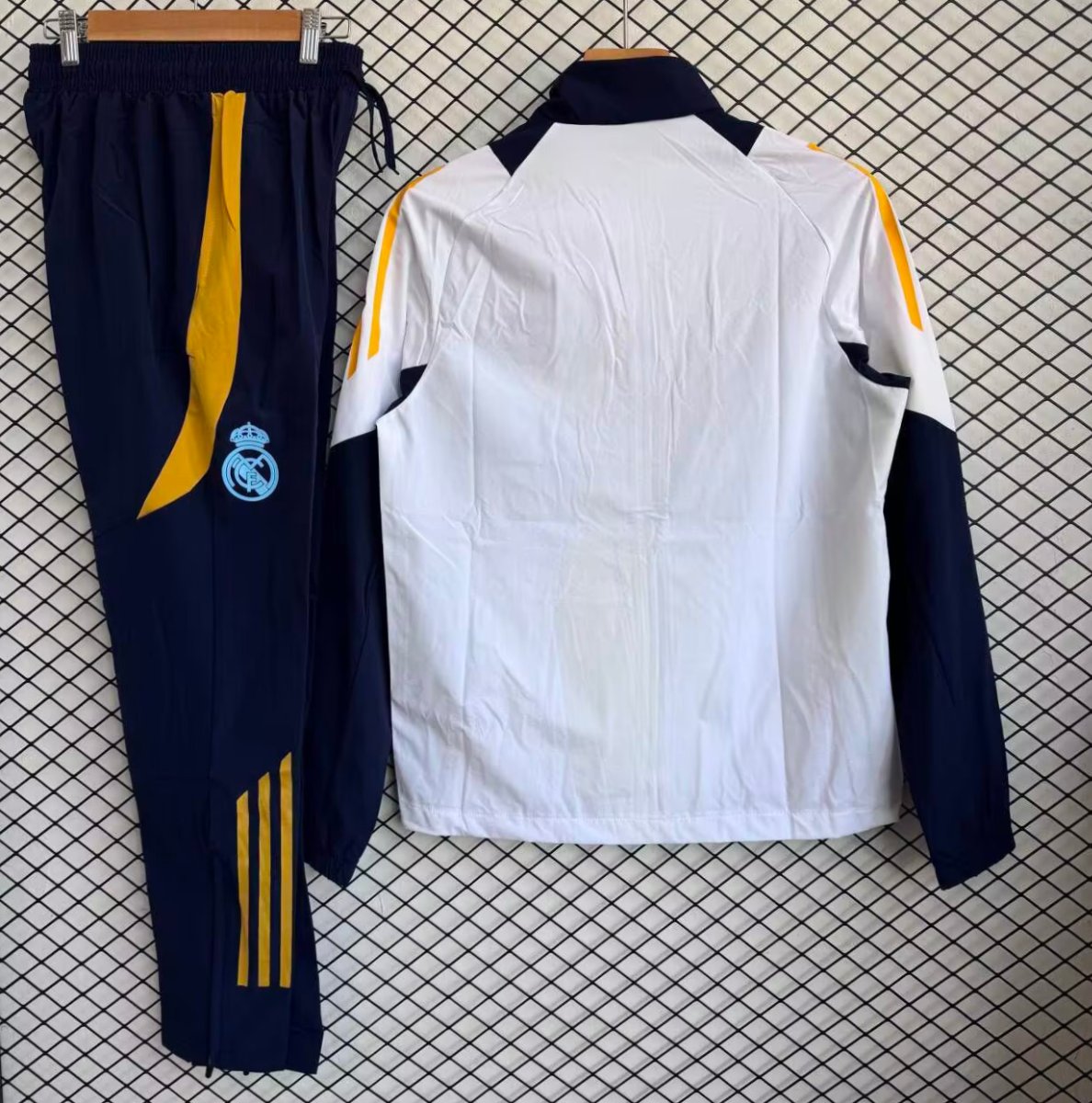 25/26 Real Madrid White with Navy Blue Full zipper Jacket Tracksuit+ long pants
