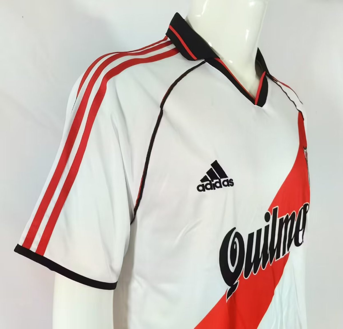 Retro 00/01 River Plate Home White Jersey